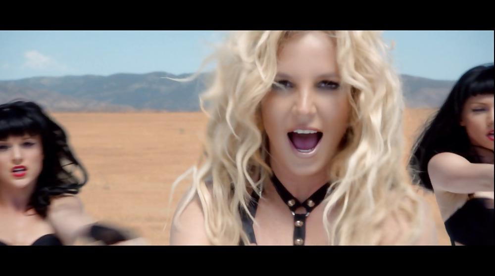 25P Stills from music videos I like