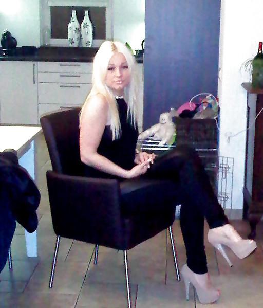 25P Dutch Barbies & Bimbo's 02