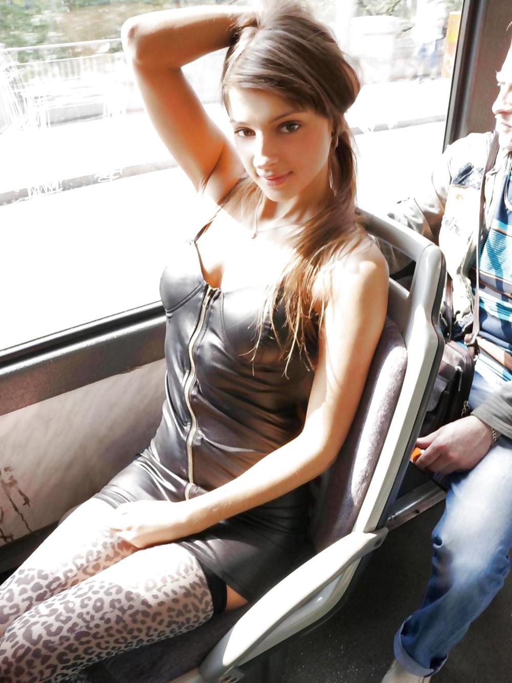 18P Public Show -461-