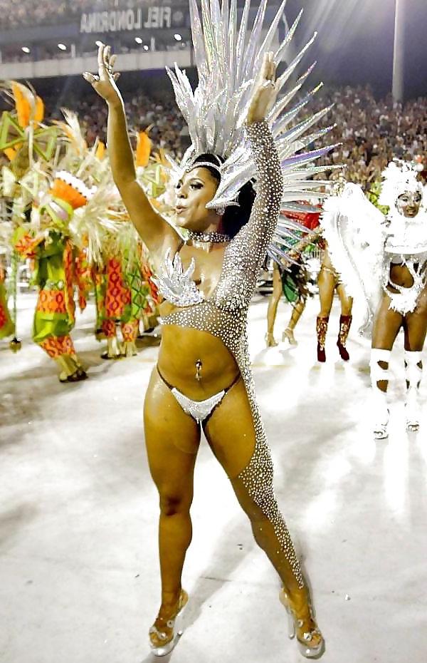 25P Brazilian Carnival sexy women
