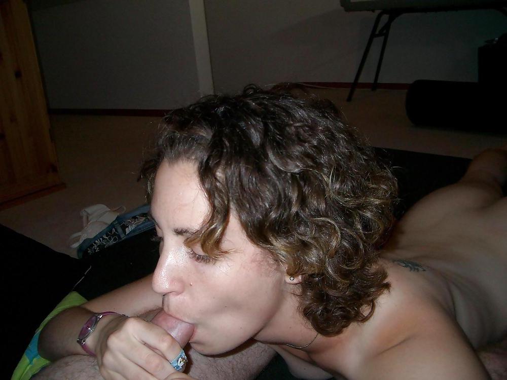 16P Brunette Girl Giving Blowjob