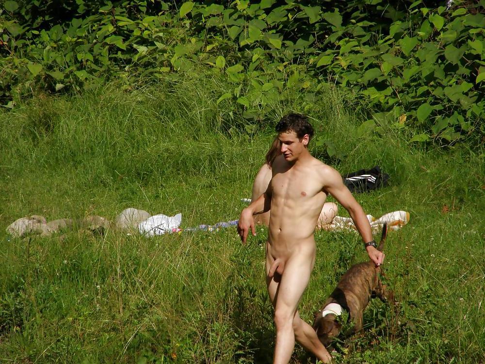 25P Sex near a lake (public)