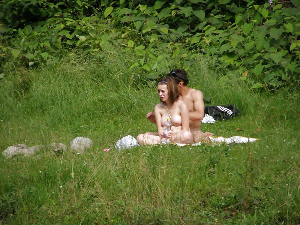25P Sex near a lake (public)