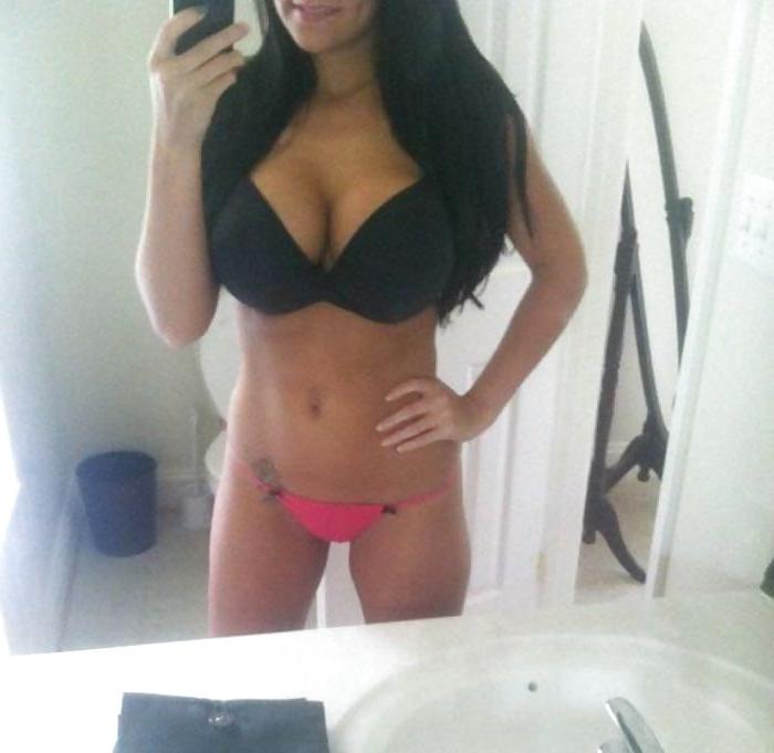 25P Girls on mirror