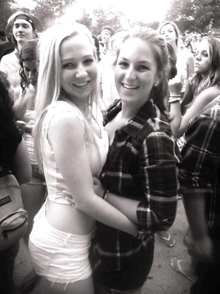 20P Hot Teens 17 Whats your fantasy?? -edge