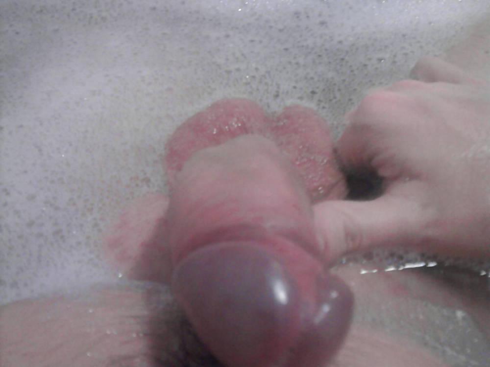 25P In the bath