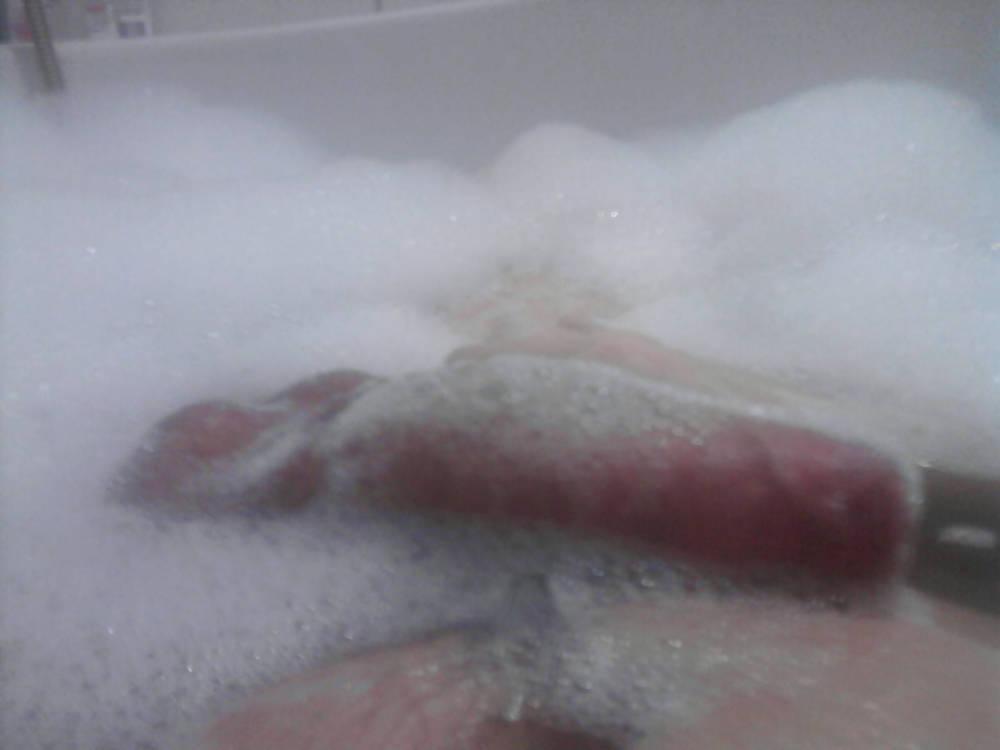 25P In the bath