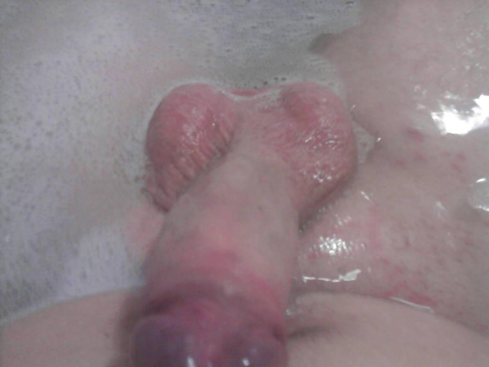 25P In the bath