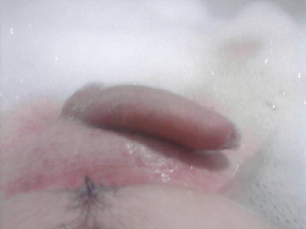 25P In the bath