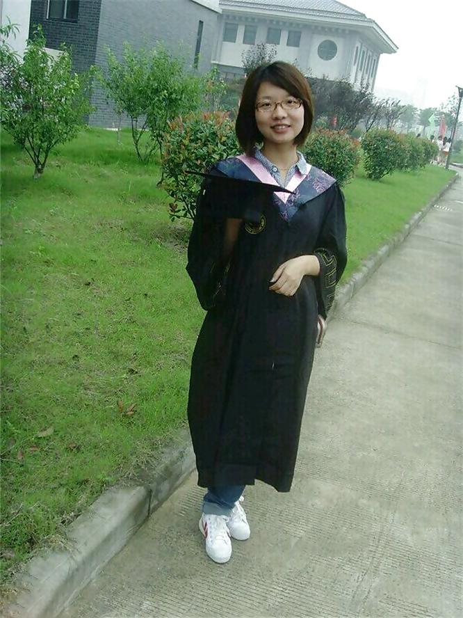 11P Chinese graduate exposed