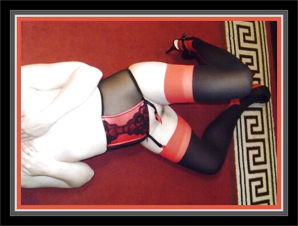 25P Milf Nikki being  A Naughty Girl