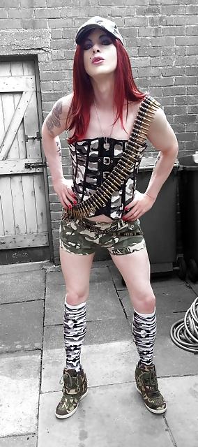 18P Tranny Army Girl Supersatin ( AKA PrettyKitty )
