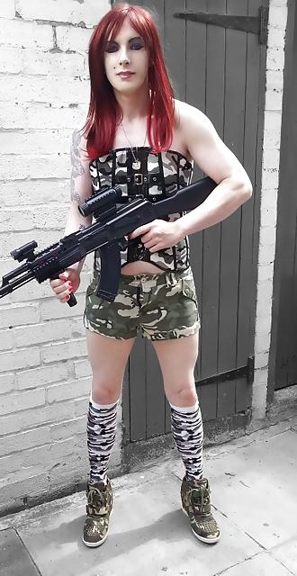 18P Tranny Army Girl Supersatin ( AKA PrettyKitty )