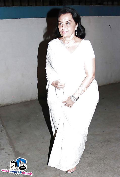 25P ASHA PAREKH BIG WIDE HIPS & BIG FAT ROUND ASS