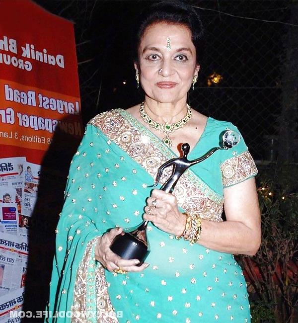 25P ASHA PAREKH BIG WIDE HIPS & BIG FAT ROUND ASS