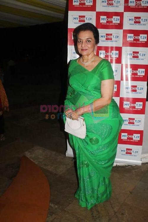 25P ASHA PAREKH BIG WIDE HIPS & BIG FAT ROUND ASS