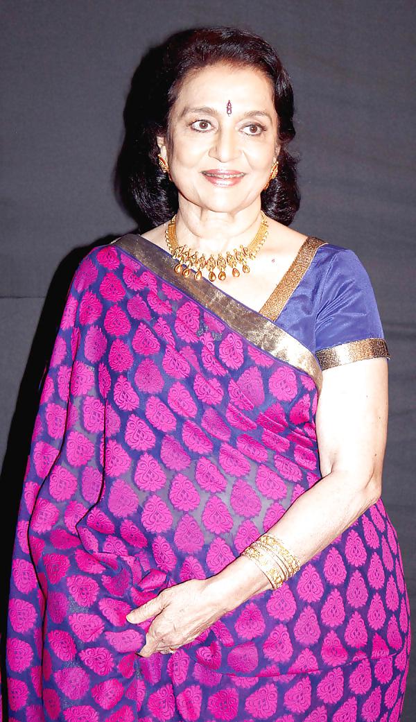 25P ASHA PAREKH BIG WIDE HIPS & BIG FAT ROUND ASS