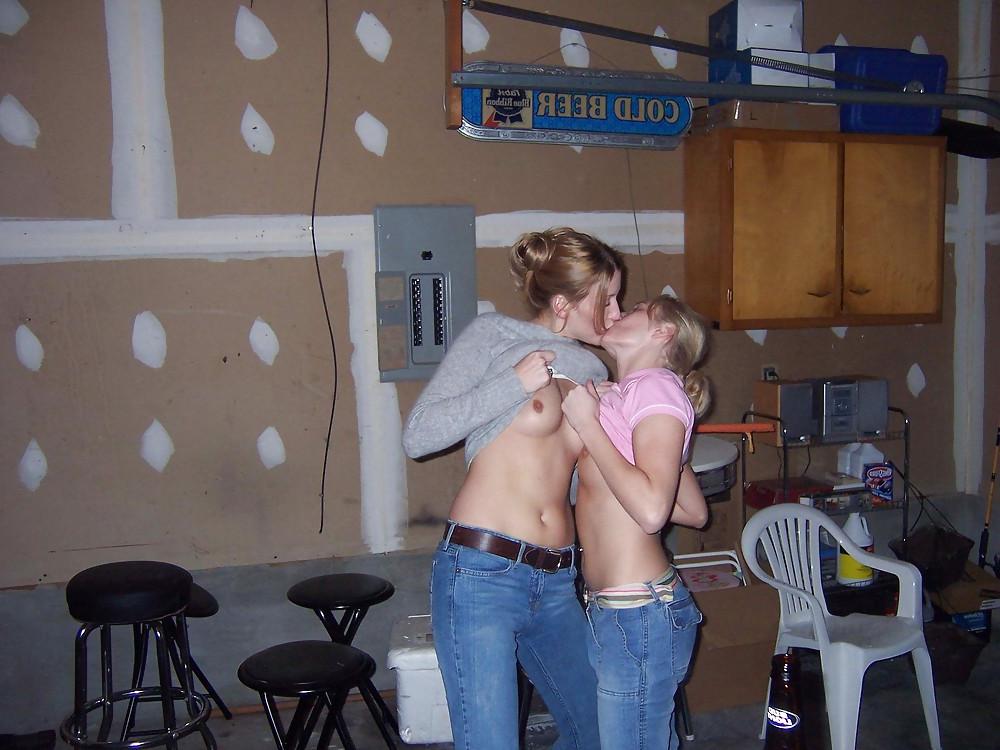 25P Queens in Jeans LLXXXVI