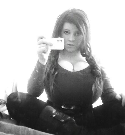 25P Hoes in da mirror Vol3