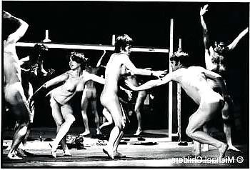 25P STAGE NUDITY