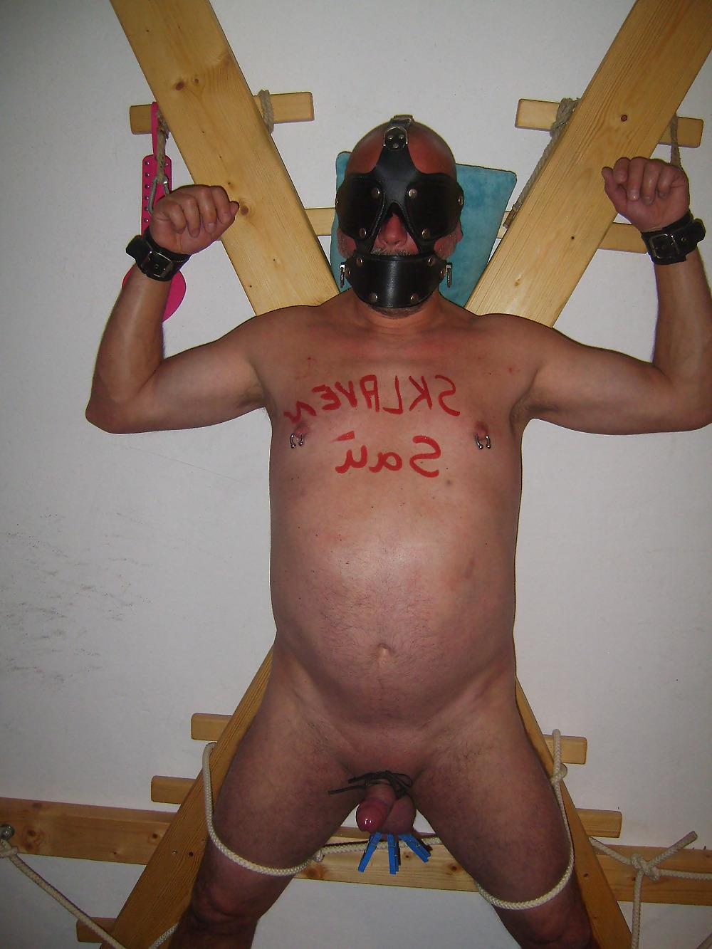 8P Mistress had fun with her slave slut