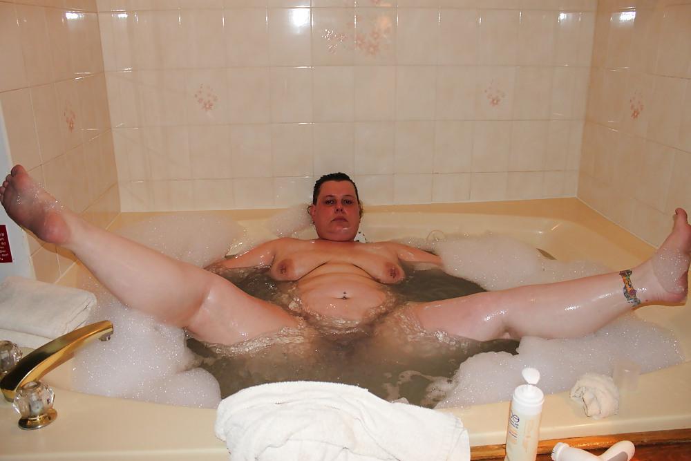 9P Jenny bathing