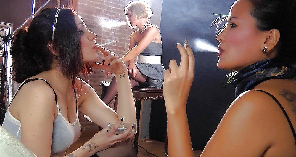 25P Glamour Smoking: Agnieszka