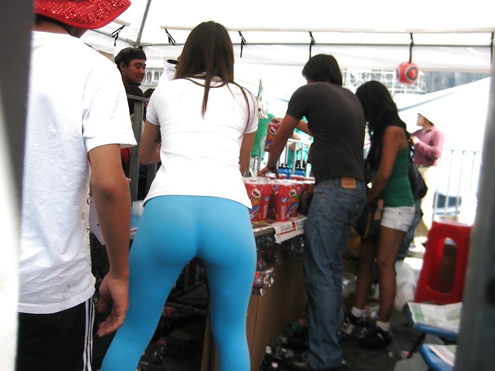 16P Wives In Tight Jeans With Big Asses