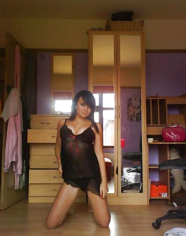 25P Sexy BLACK Haired Girls
