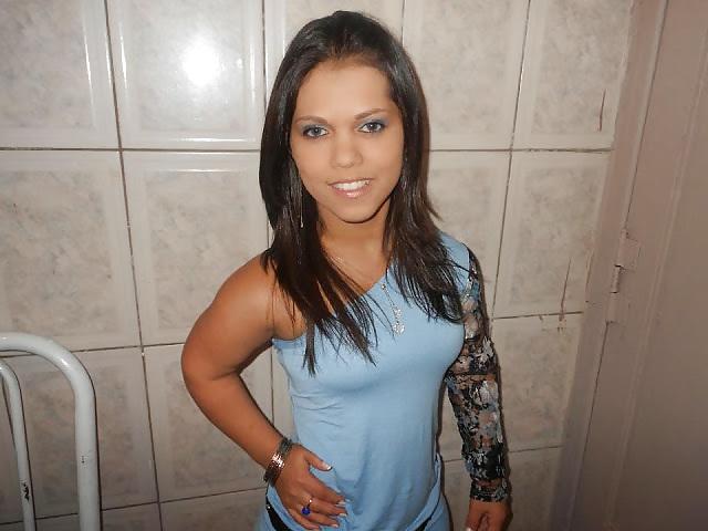 14P Sexy Brazilian Midget