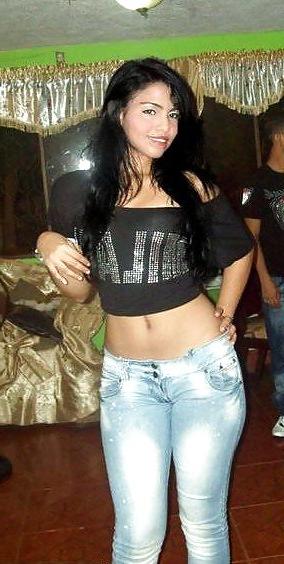 25P Queens in Jeans LLXXXXIII