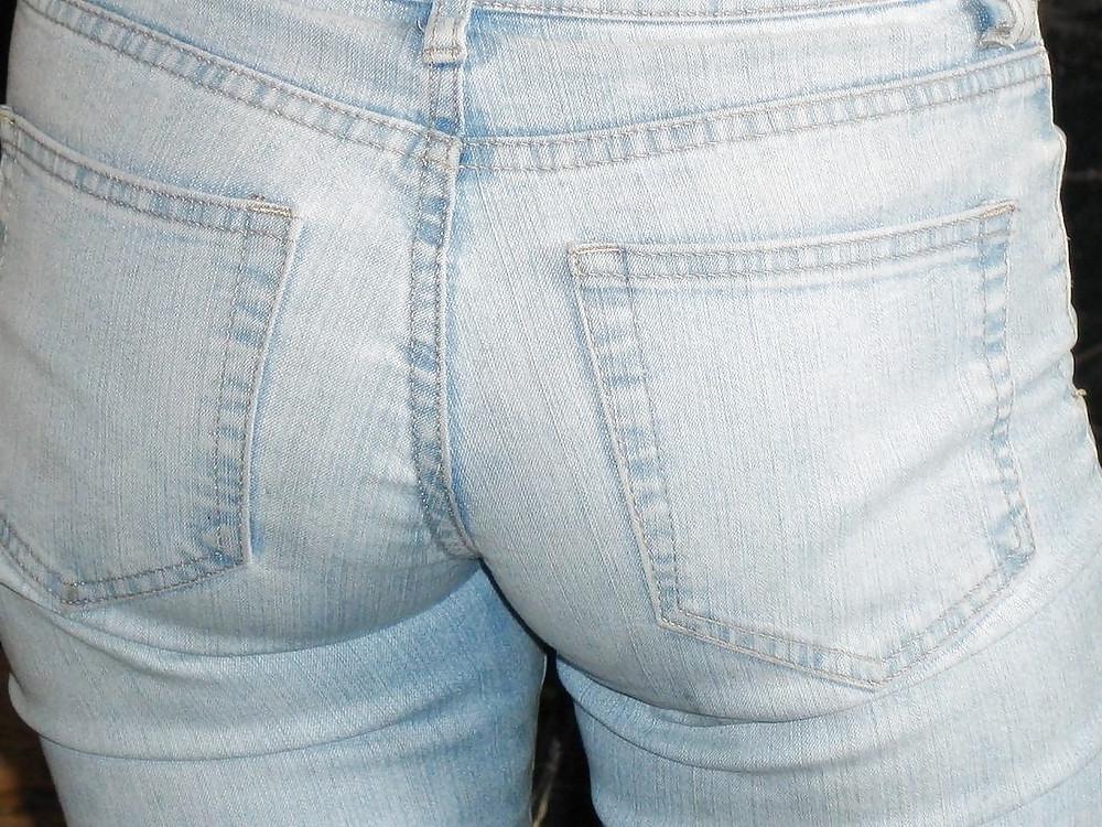 25P Queens in Jeans LLVI