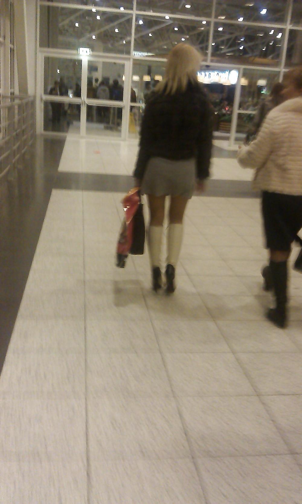 8P Miniskirt 3 november