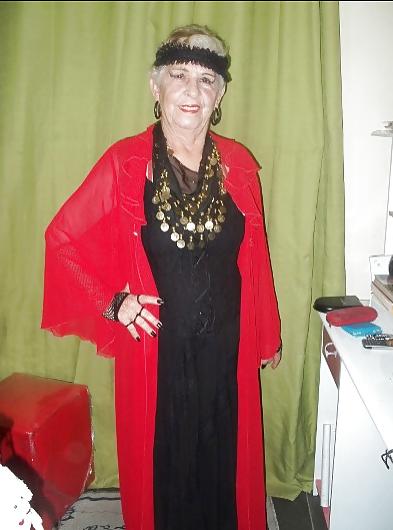 25P Brazilian granny 7