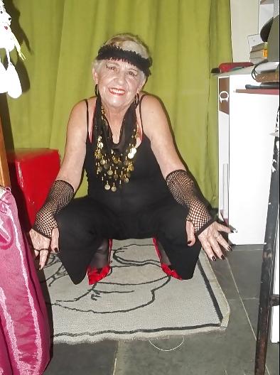 25P Brazilian granny 7