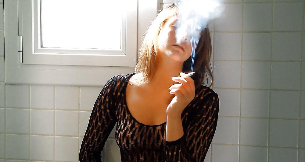 25P Glamour Smoking: Rym