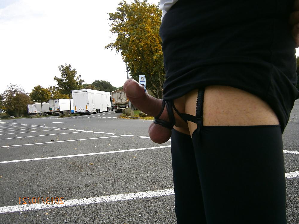 14P Public exhib outdoor sexe fuck suck cock