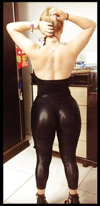 25P Brazilian Woman 21