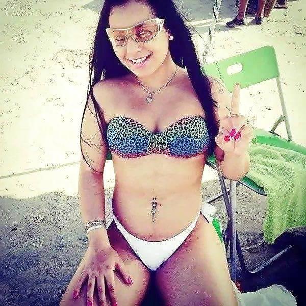 25P Brazilian Woman 21