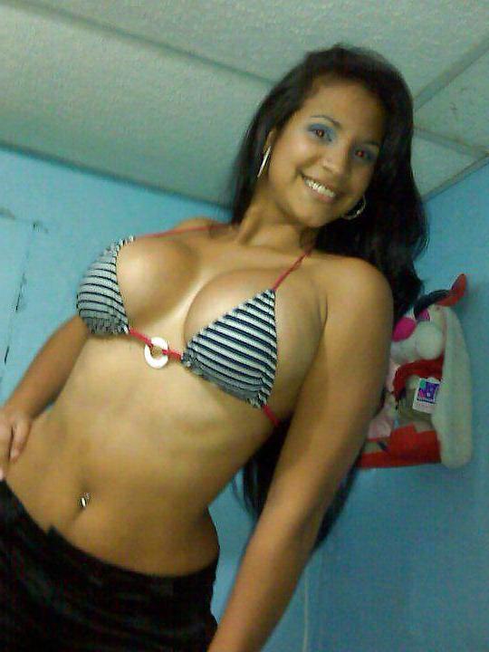 25P Brazilian Woman 21