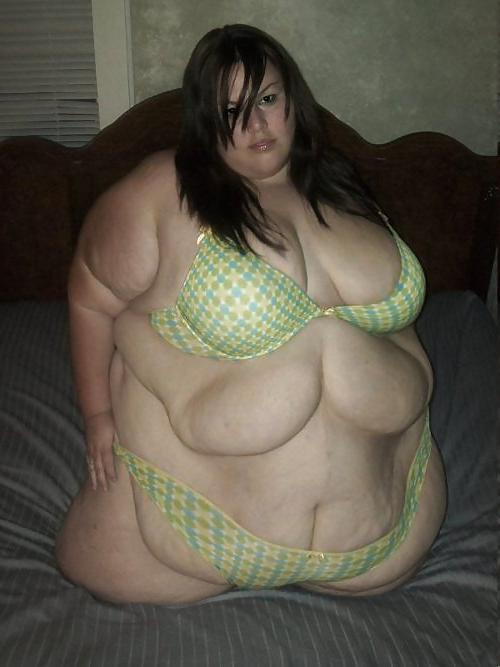 25P Big Fat Huge BELLIES