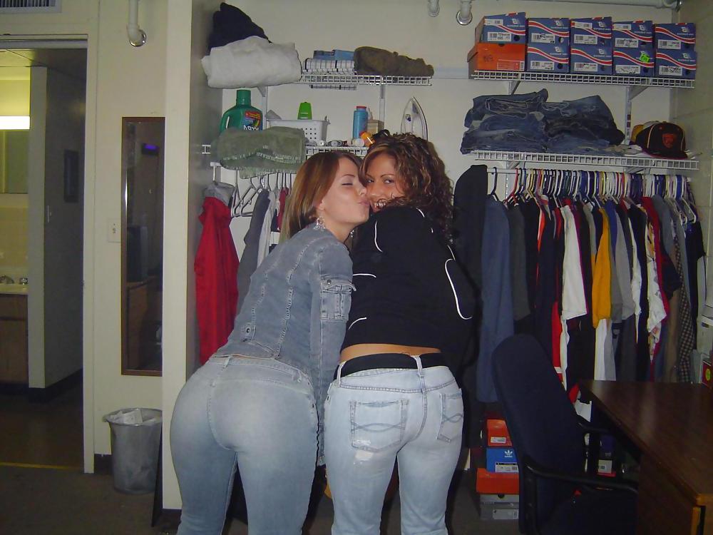 25P Beautys in Jeans -  No porn, but sexy