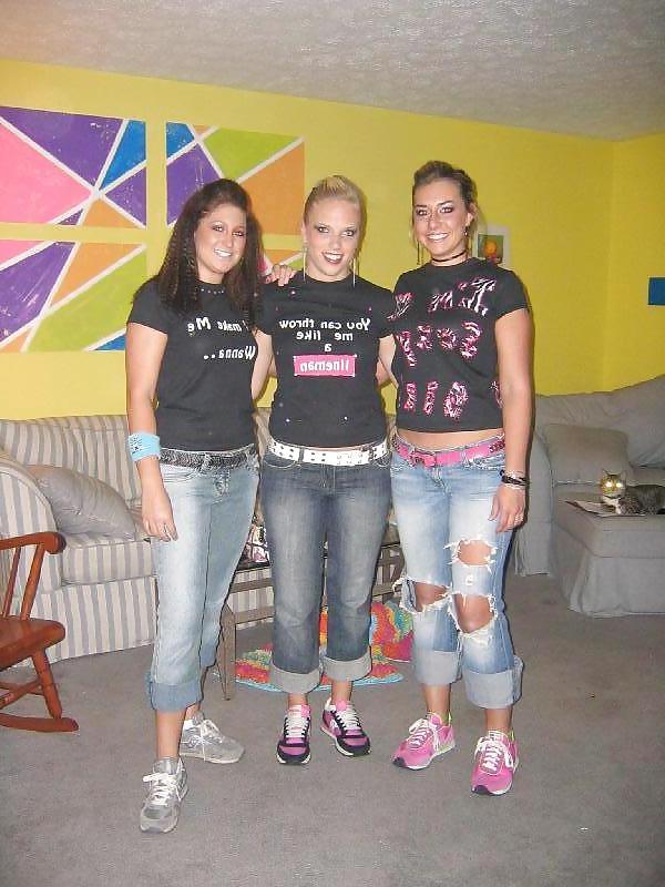 25P Beautys in Jeans -  No porn, but sexy