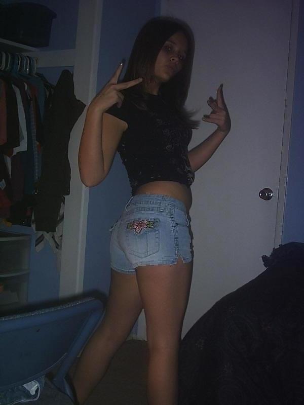 25P Beautys in Jeans -  No porn, but sexy