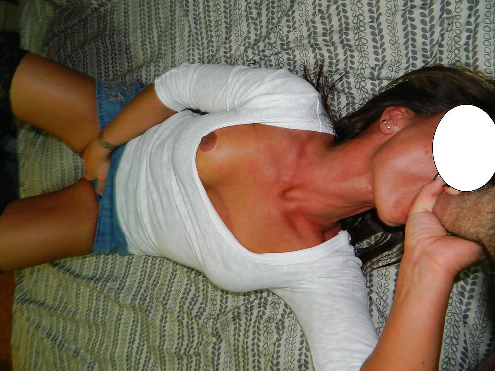 15P My Sexy Wife Giving Me Head, Please Comment!!!