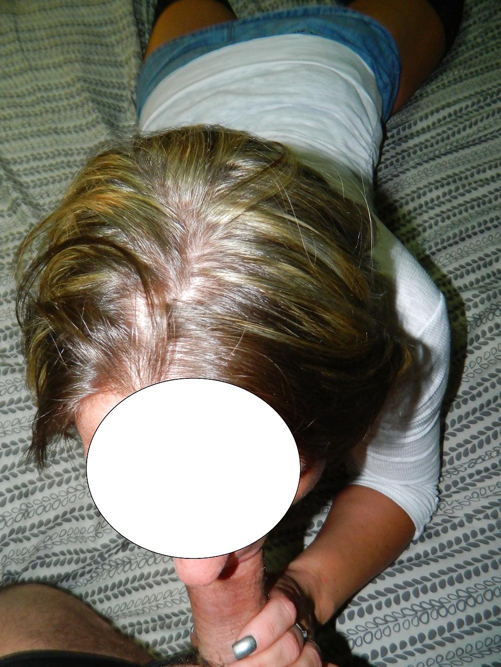 15P My Sexy Wife Giving Me Head, Please Comment!!!