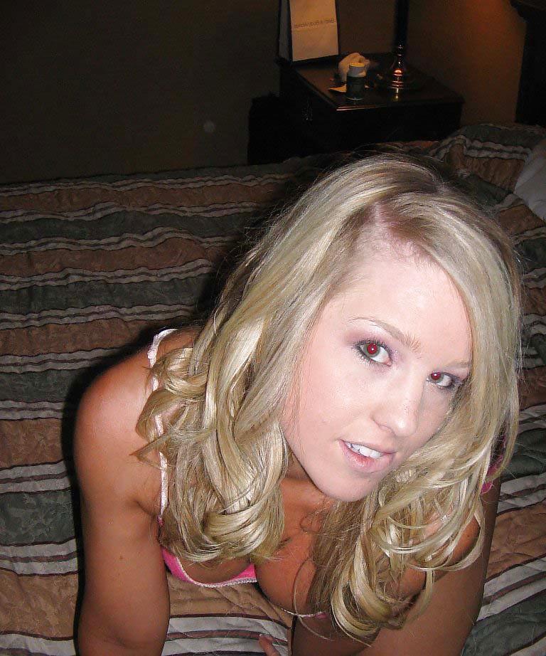 25P Hot Military Wife
