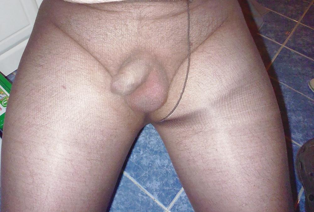 6P Me in wife nylon and her thong of today, feet, ass and toes
