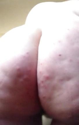 13P Wife in bathroom 2