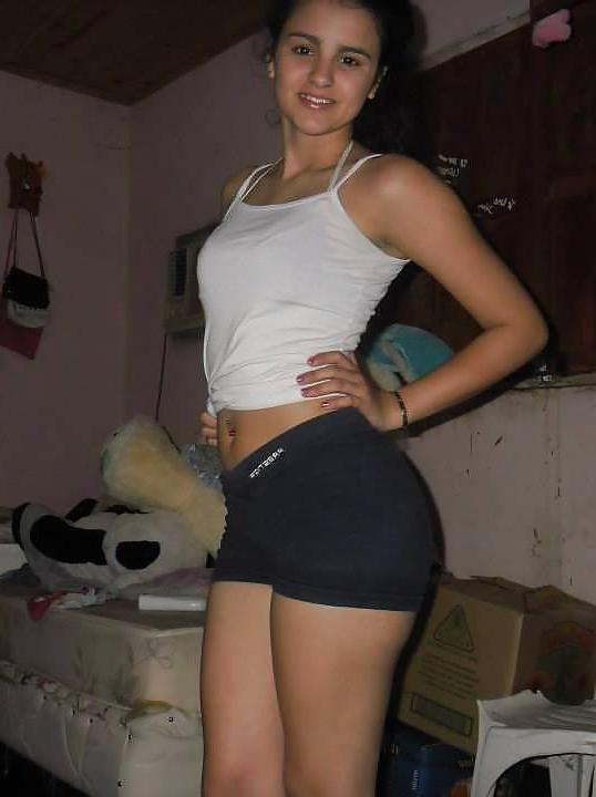 8P Brazilian girl: juanita
